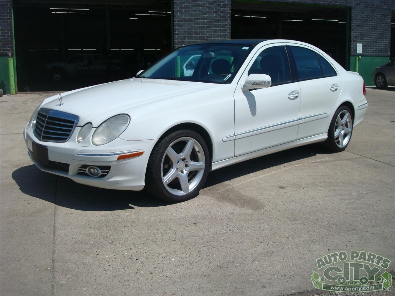 Mercedes-Benz E-Class E350 4MATIC Sedan 2008