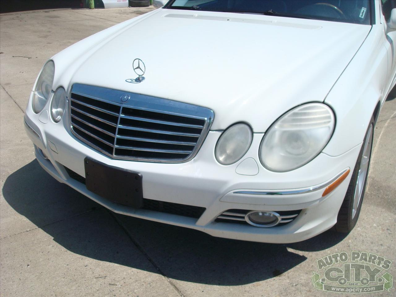 Mercedes-Benz E-Class E350 4MATIC Sedan 2008
