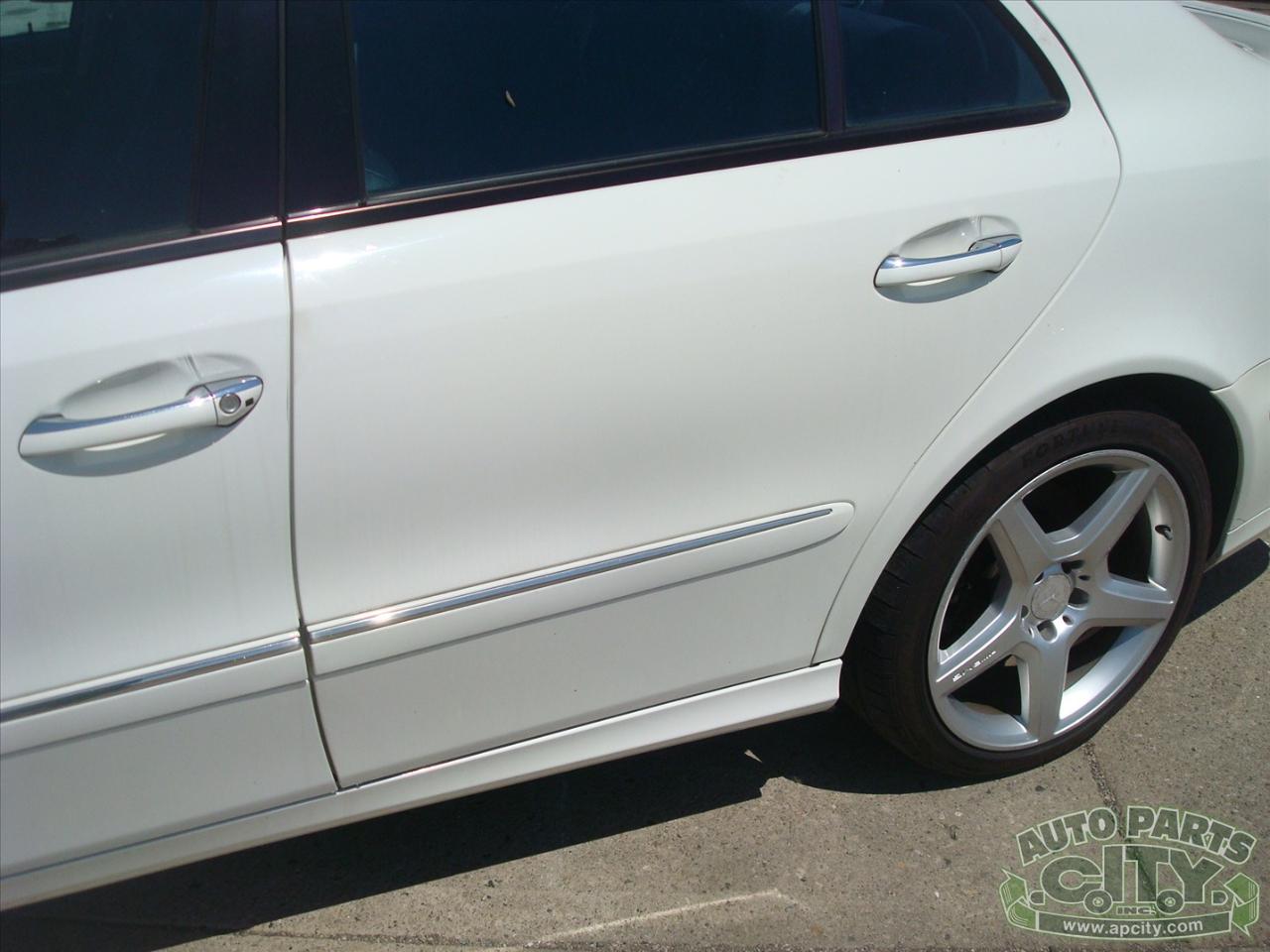 Mercedes-Benz E-Class E350 4MATIC Sedan 2008