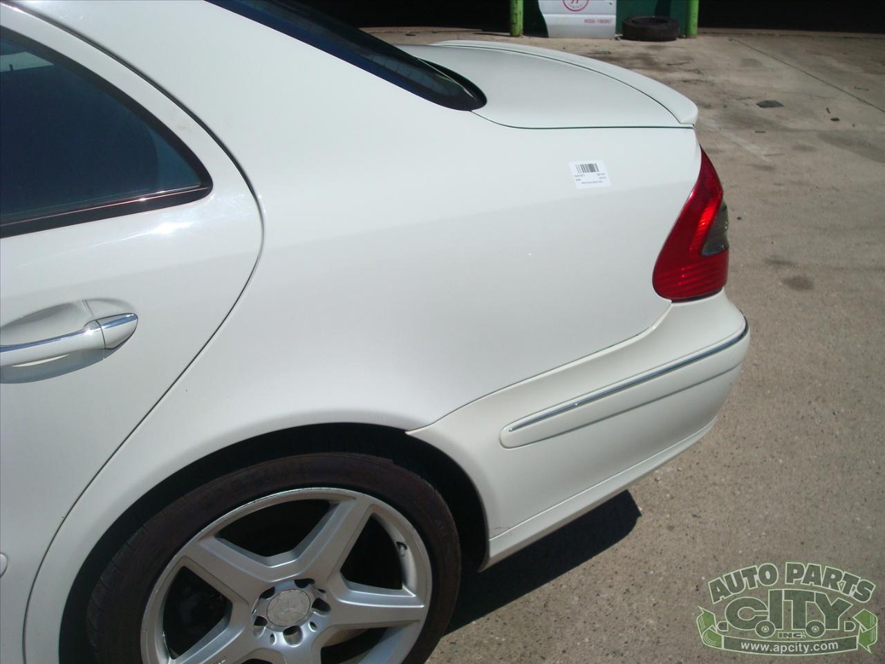 Mercedes-Benz E-Class E350 4MATIC Sedan 2008