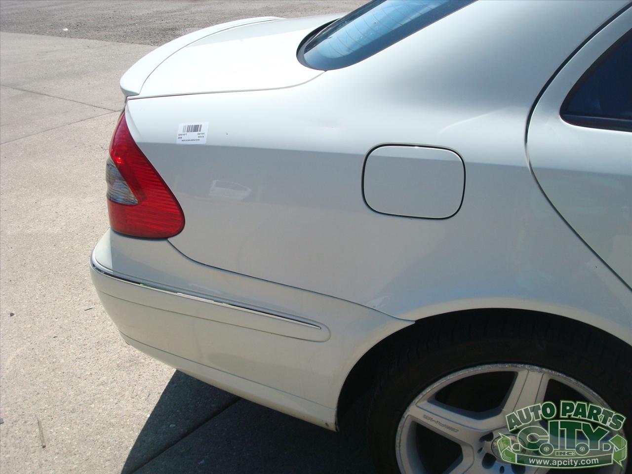 Mercedes-Benz E-Class E350 4MATIC Sedan 2008
