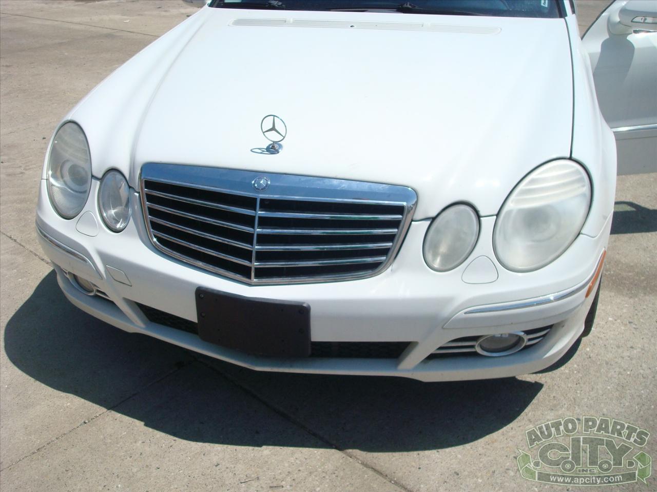 Mercedes-Benz E-Class E350 4MATIC Sedan 2008