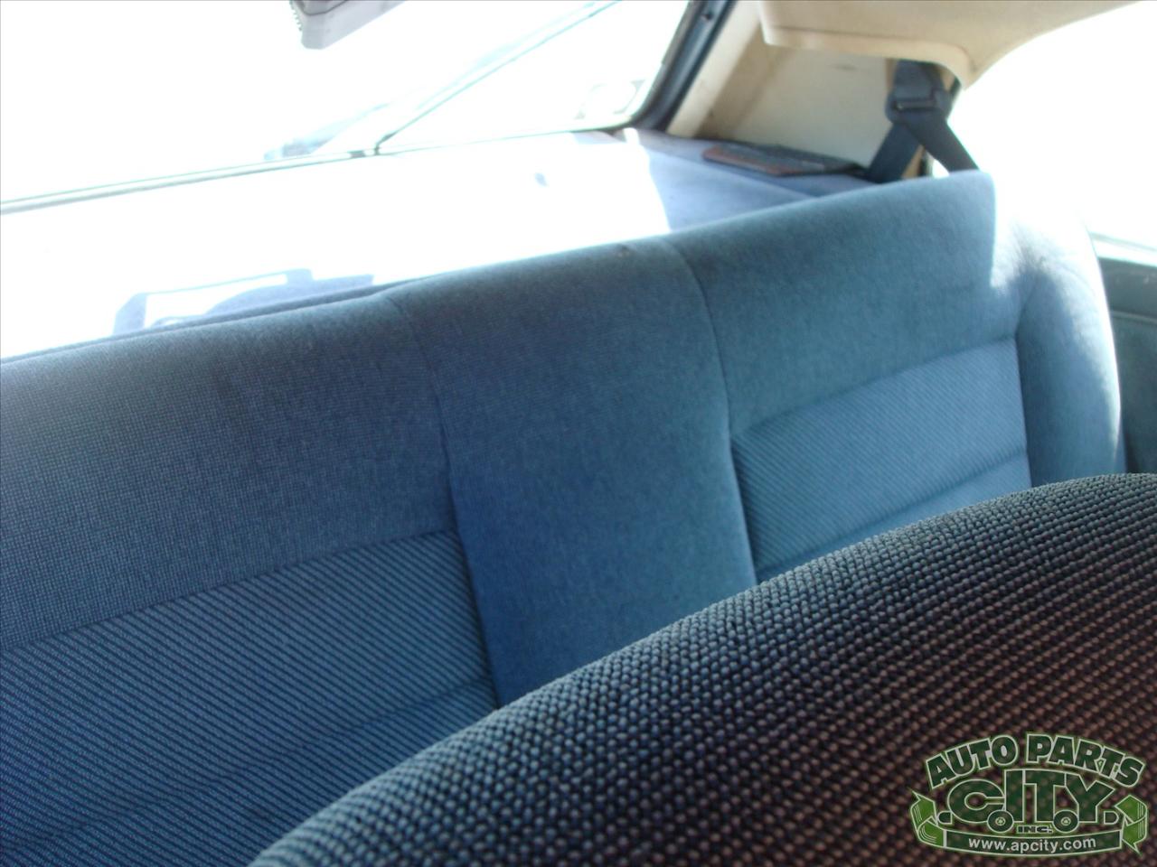 Volkswagen Golf GL 2-Door Hatchback 1989