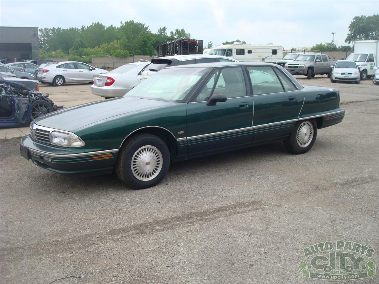 Oldsmobile Ninety Eight Regency Elite Series I 1996