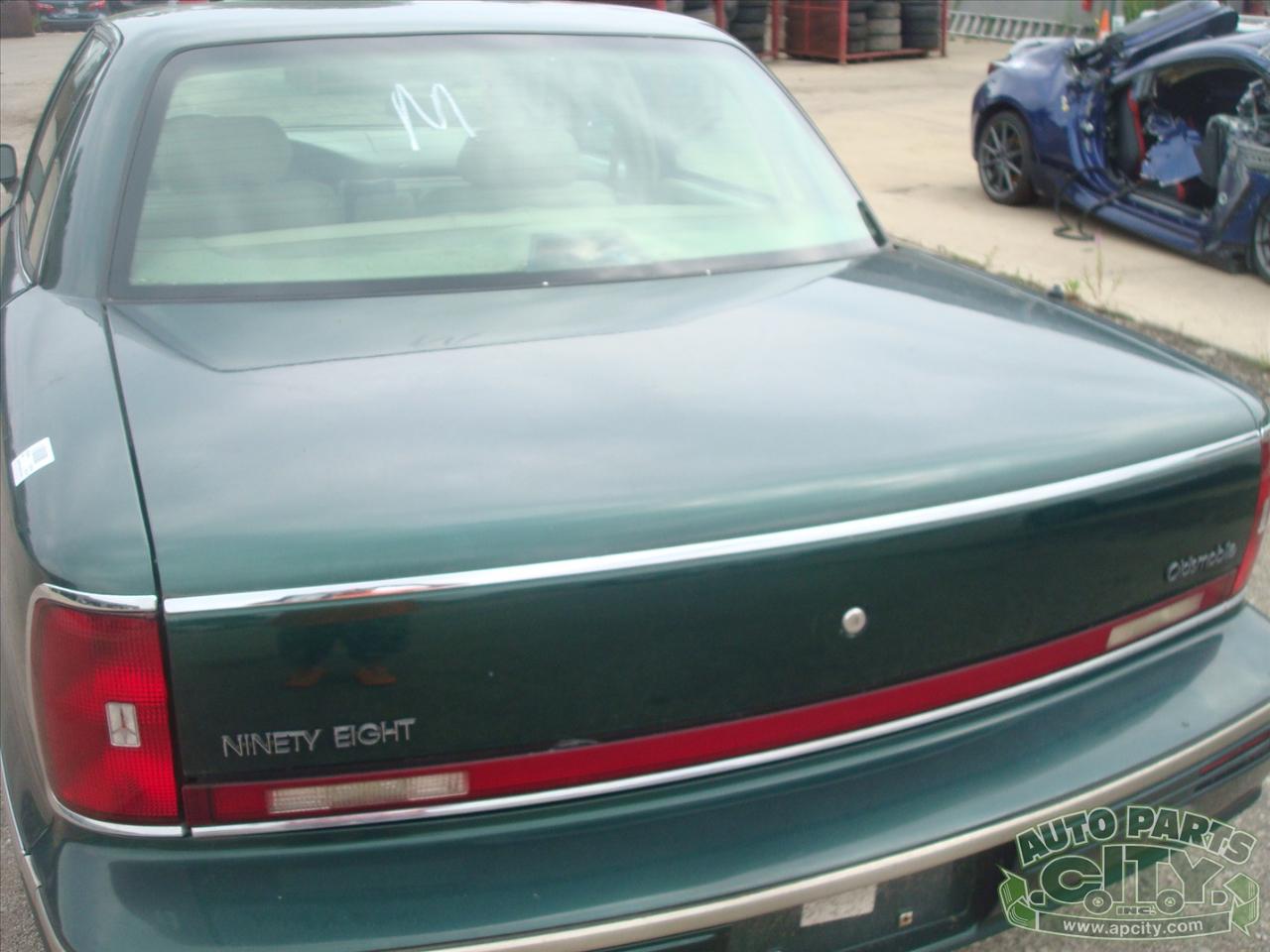 Oldsmobile Ninety Eight Regency Elite Series I 1996