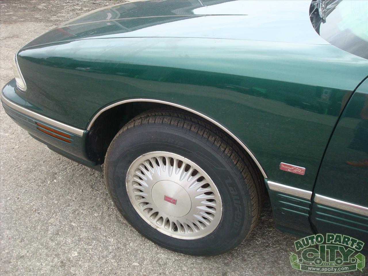 Oldsmobile Ninety Eight Regency Elite Series I 1996
