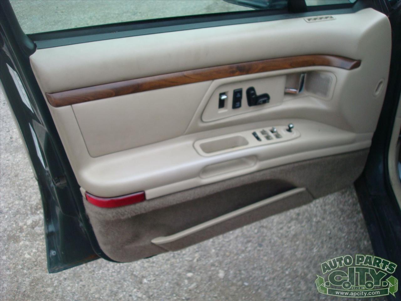 Oldsmobile Ninety Eight Regency Elite Series I 1996