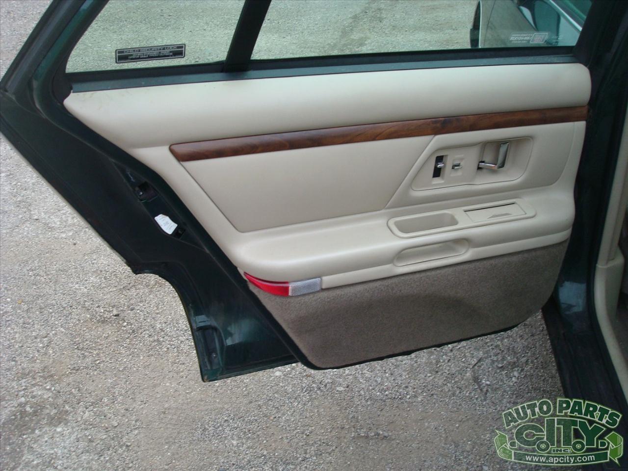 Oldsmobile Ninety Eight Regency Elite Series I 1996
