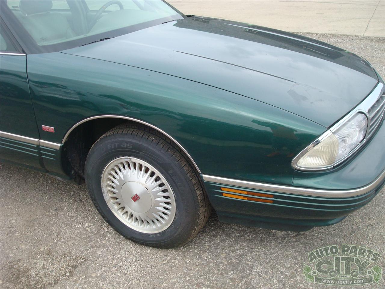 Oldsmobile Ninety Eight Regency Elite Series I 1996
