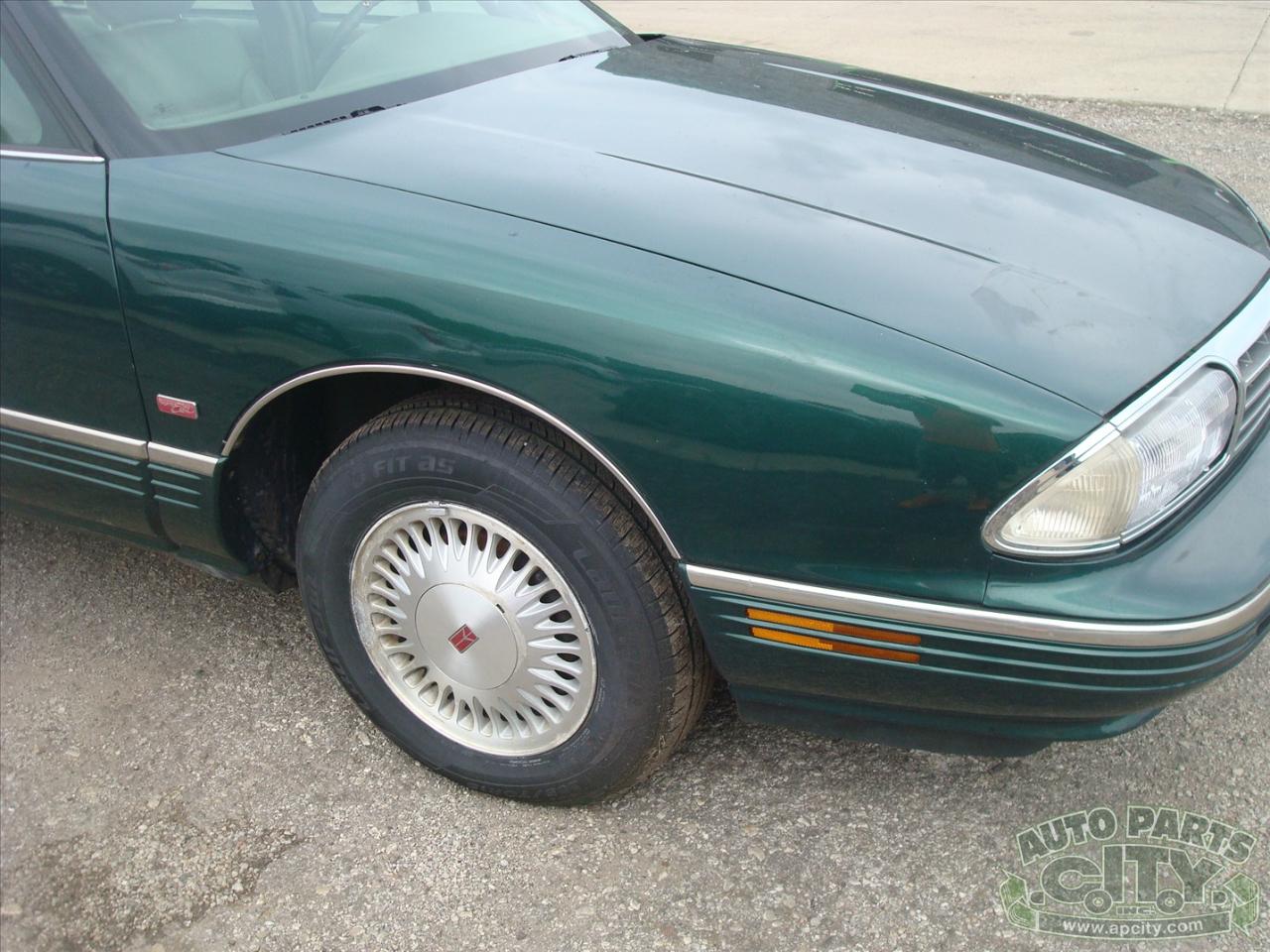 Oldsmobile Ninety Eight Regency Elite Series I 1996