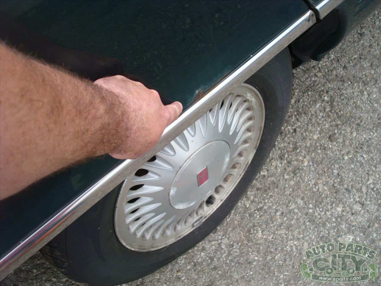 Oldsmobile Ninety Eight Regency Elite Series I 1996