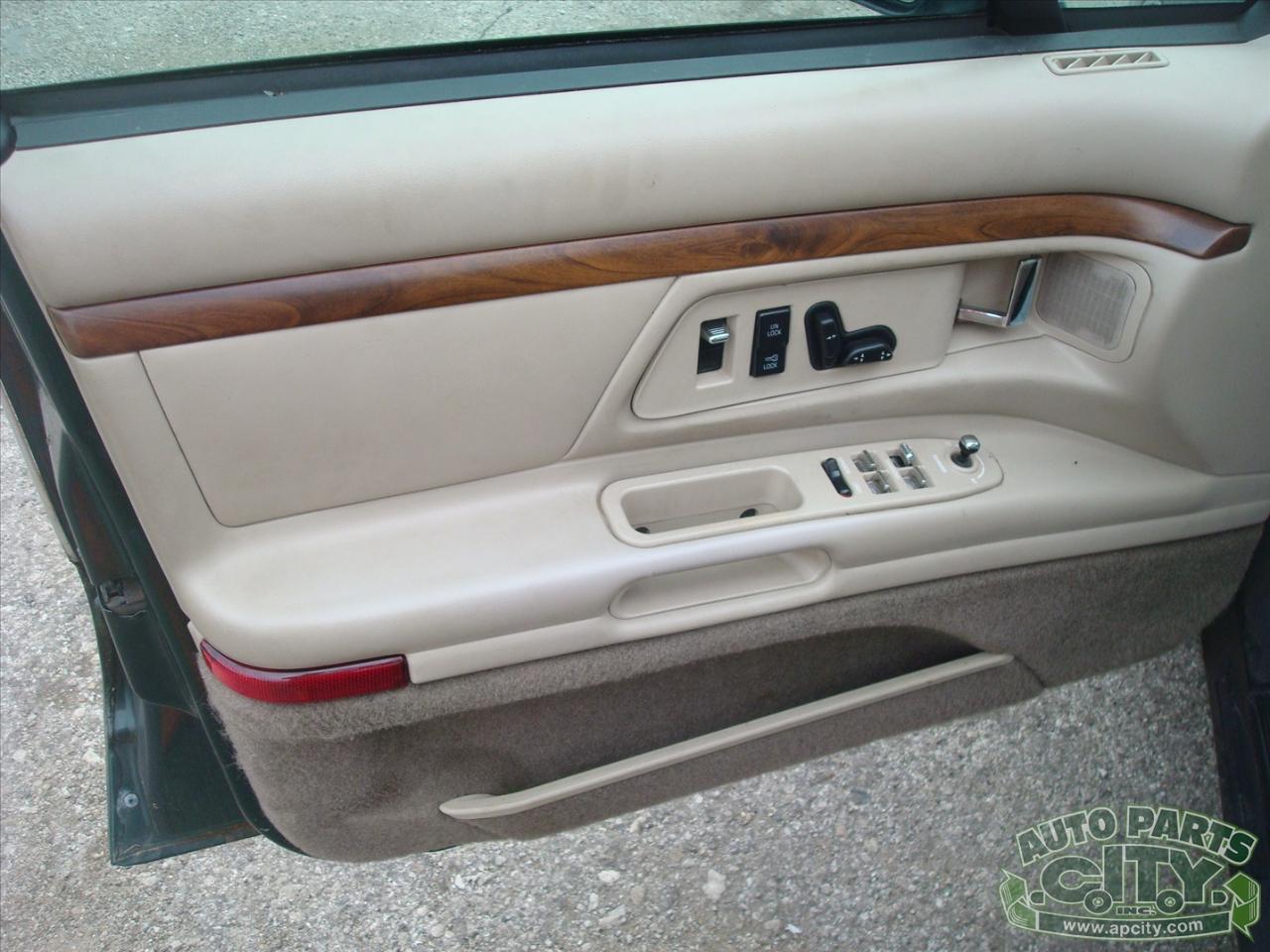 Oldsmobile Ninety Eight Regency Elite Series I 1996