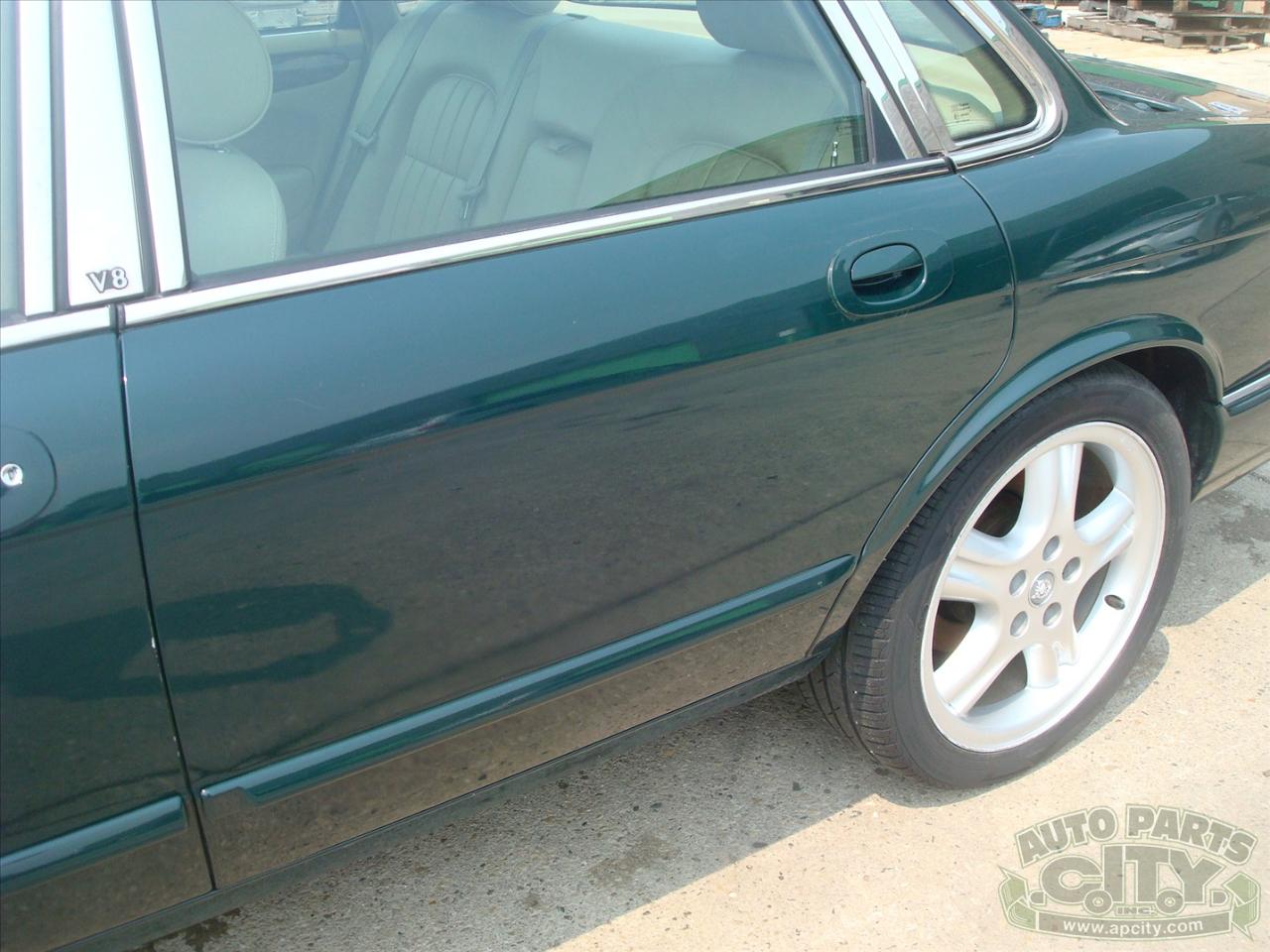 Jaguar XJ Sedan XJ8 1998