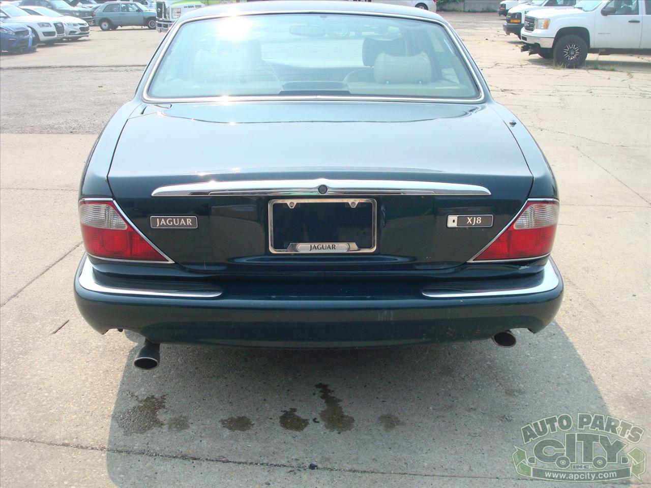 Jaguar XJ Sedan XJ8 1998