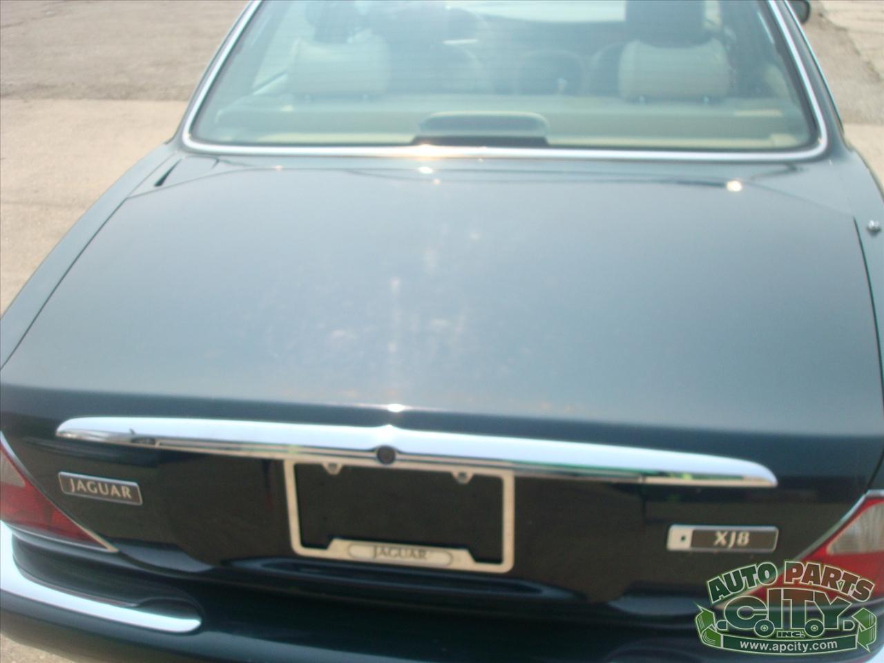Jaguar XJ Sedan XJ8 1998