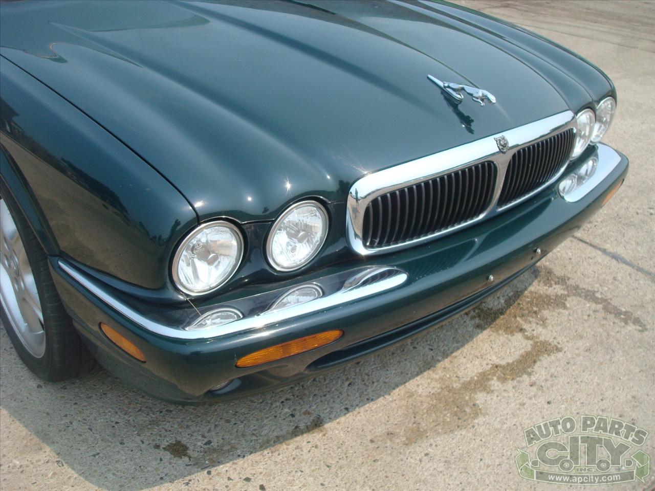Jaguar XJ Sedan XJ8 1998