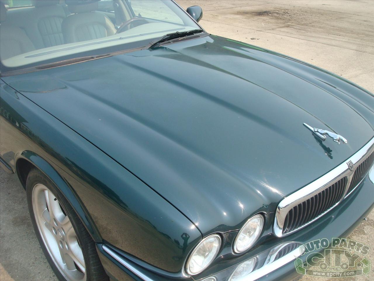 Jaguar XJ Sedan XJ8 1998