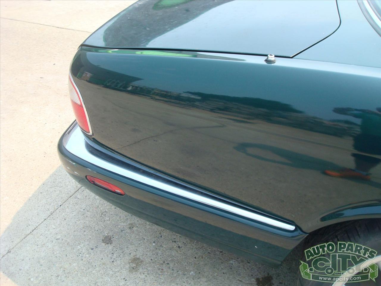 Jaguar XJ Sedan XJ8 1998