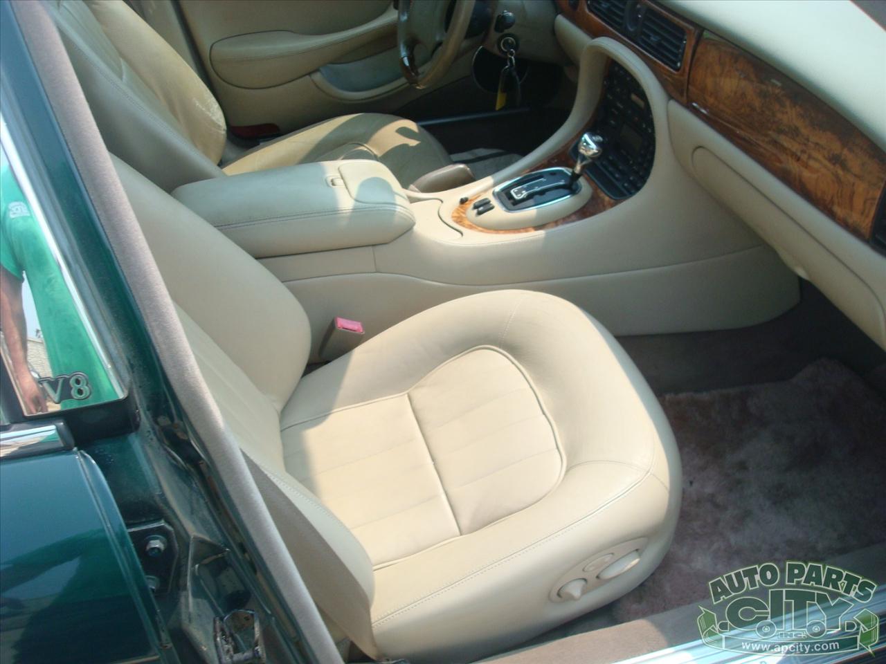 Jaguar XJ Sedan XJ8 1998