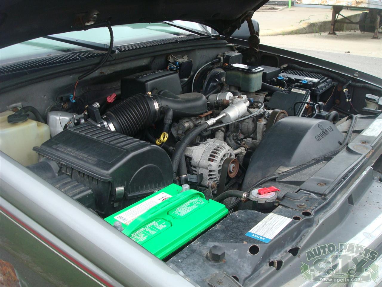 Chevrolet Tahoe 2-Door 4WD 1999
