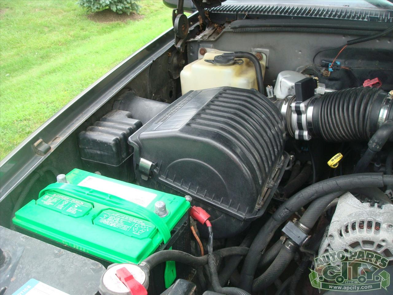 Chevrolet Tahoe 2-Door 4WD 1999