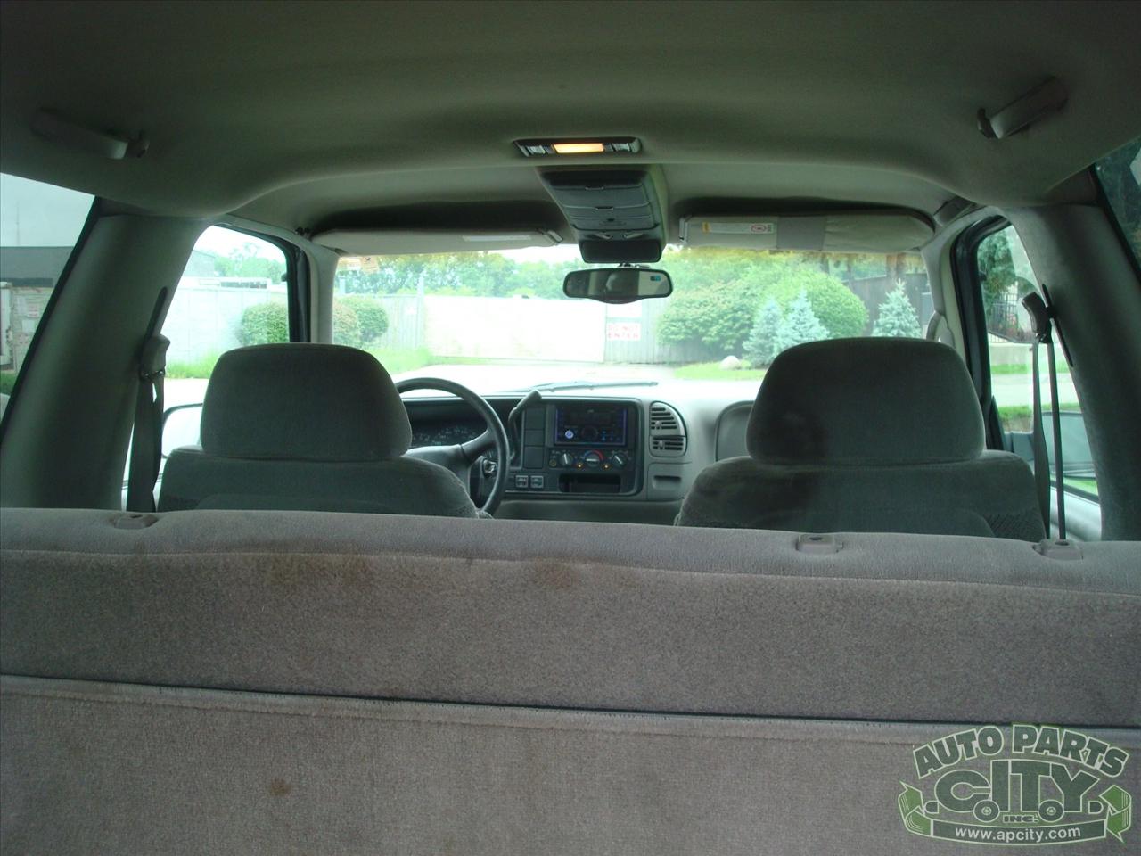 Chevrolet Tahoe 2-Door 4WD 1999