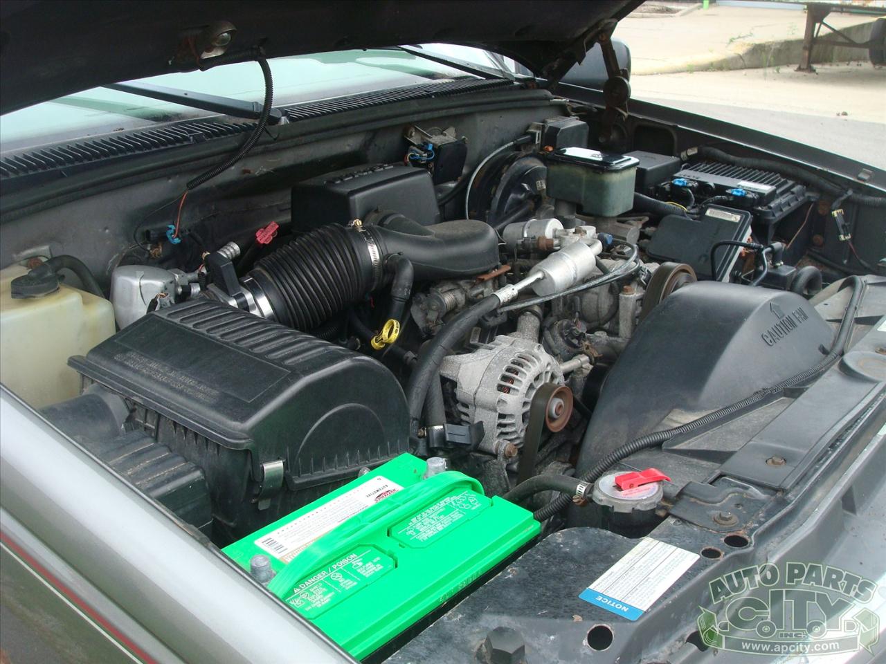 Chevrolet Tahoe 2-Door 4WD 1999