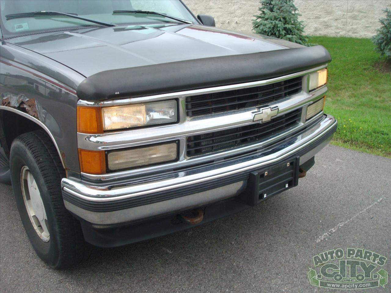 Chevrolet Tahoe 2-Door 4WD 1999