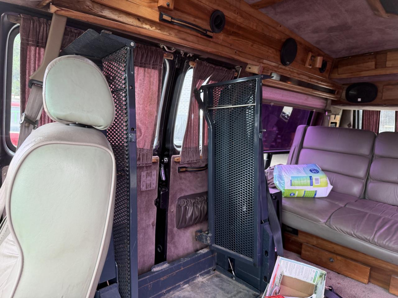 Chevrolet Sport Van G20 1995