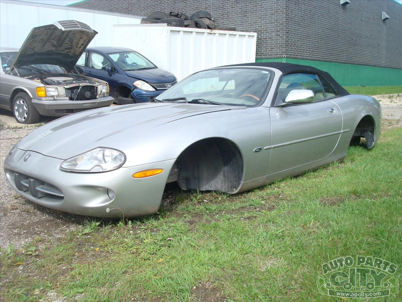 Jaguar XK8 Convertible 1999