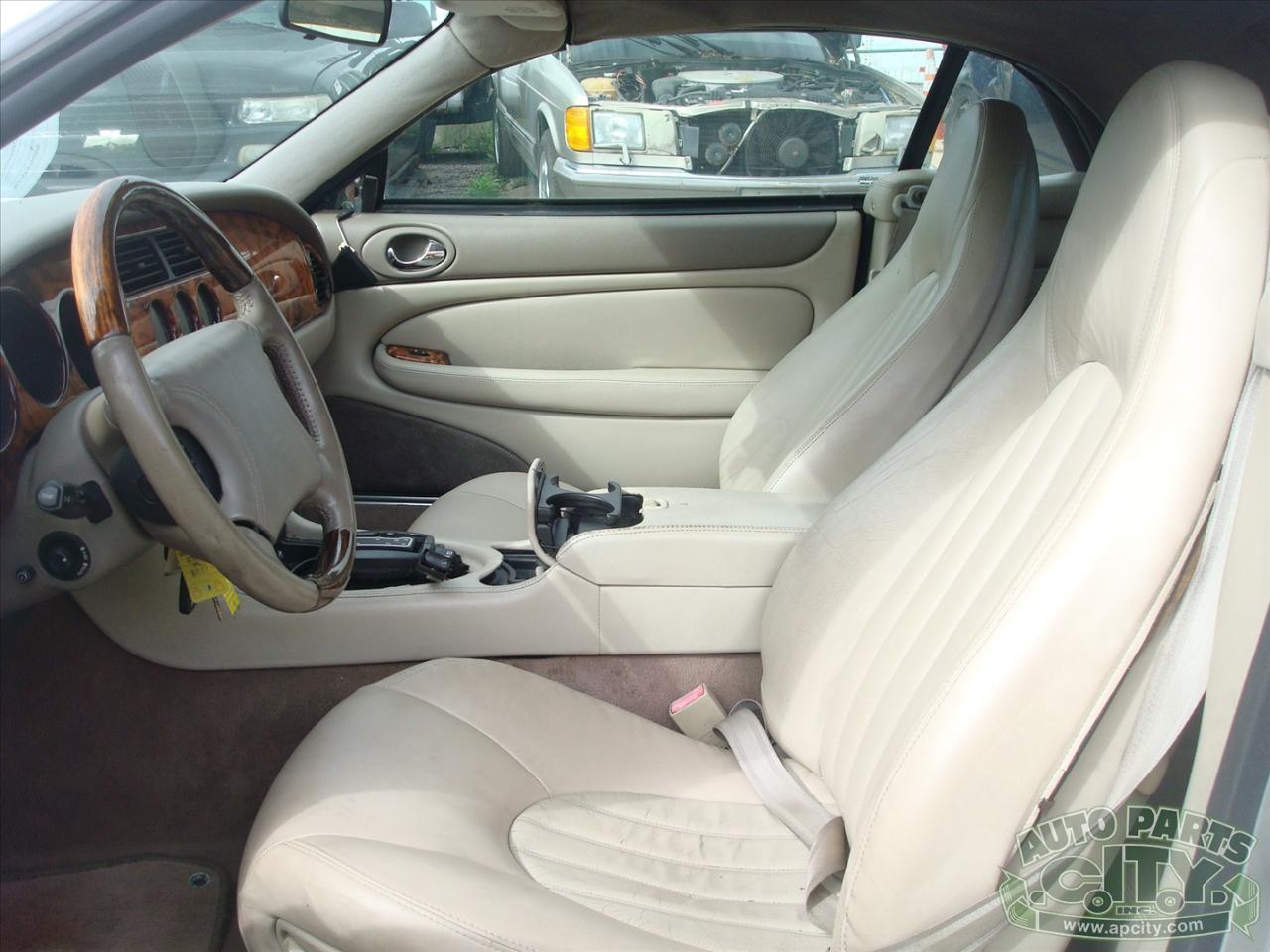 Jaguar XK8 Convertible 1999