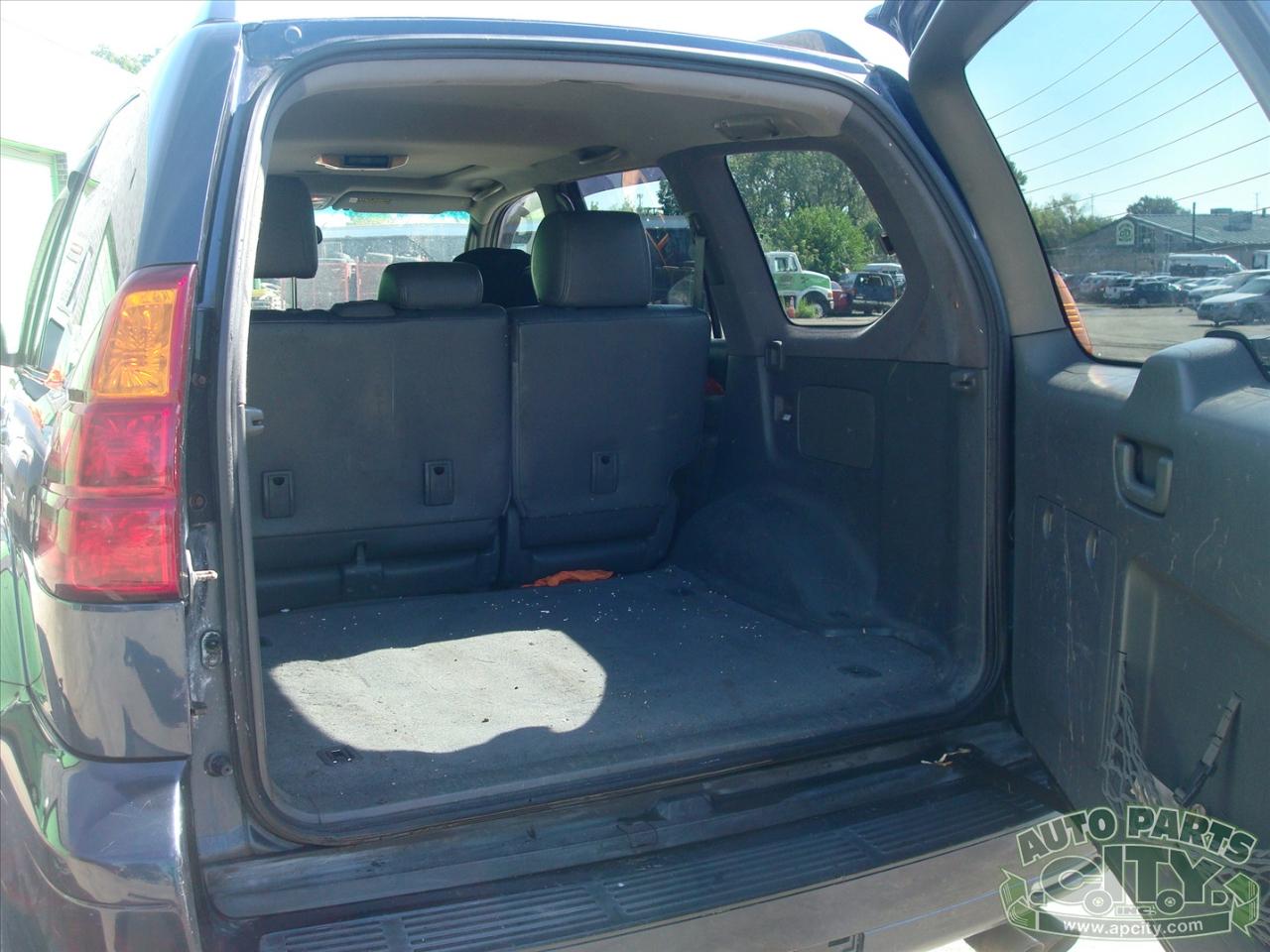 Lexus GX 470 Sport Utility 2004