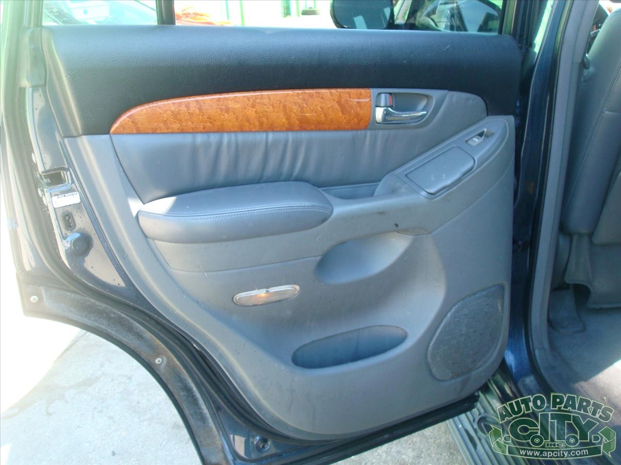 Lexus GX 470 Sport Utility 2004