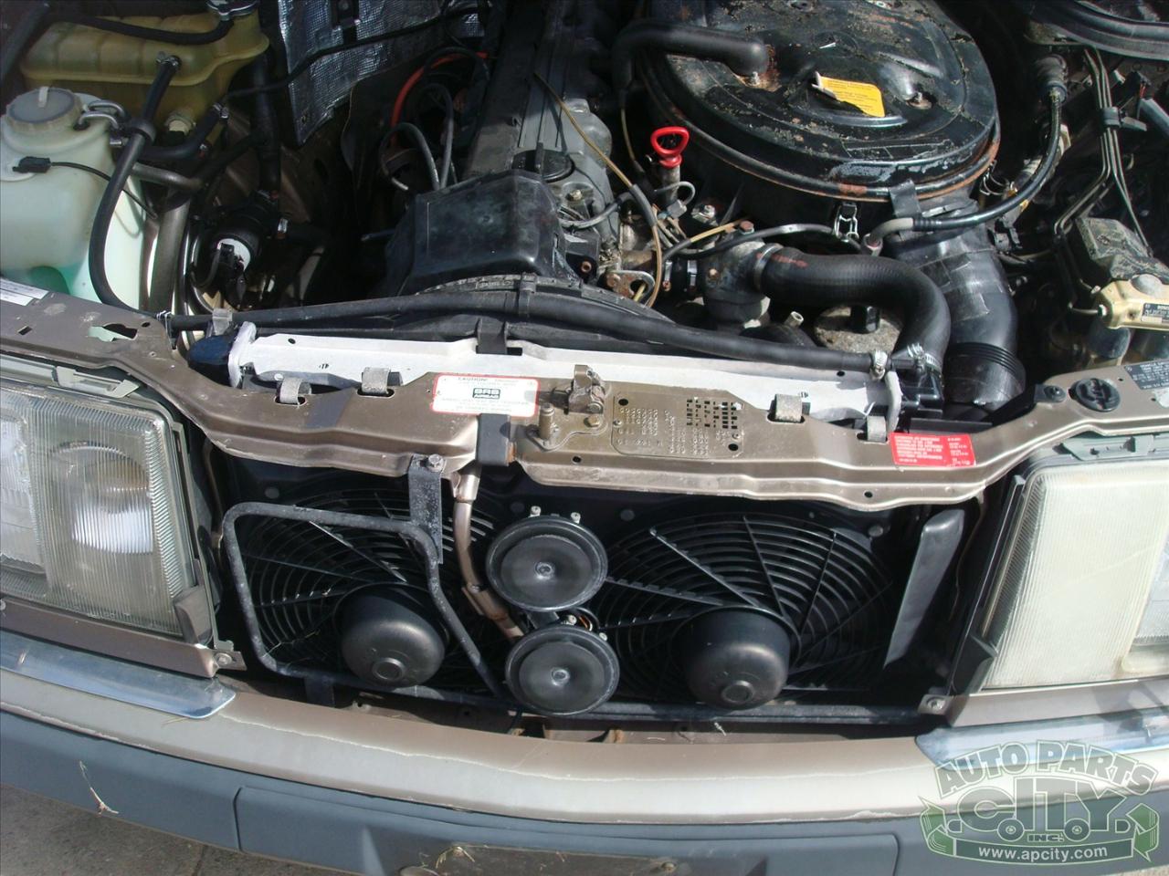 Mercedes-Benz 300 E sedan 1990