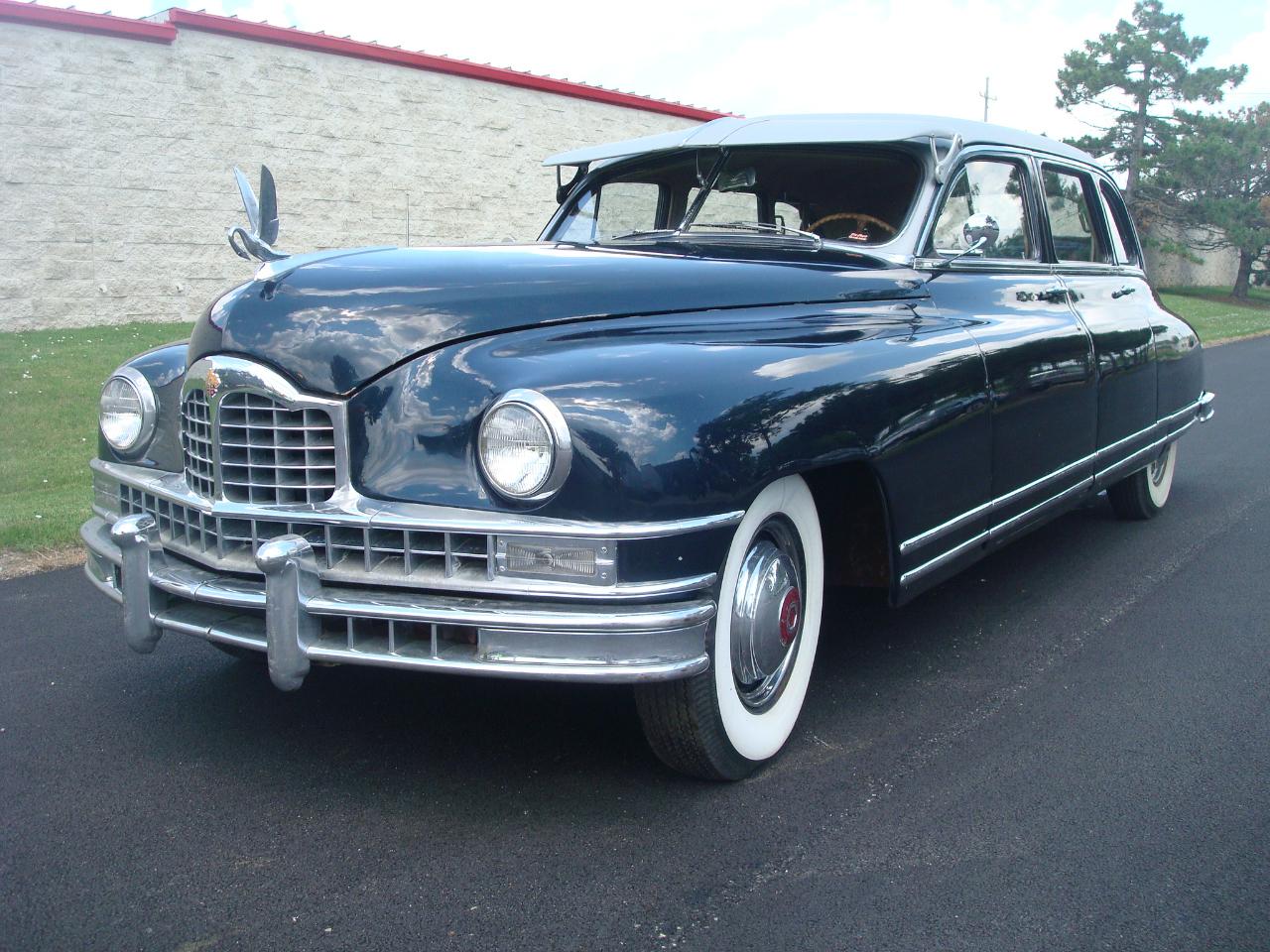 Packard Deluxe 8  1948