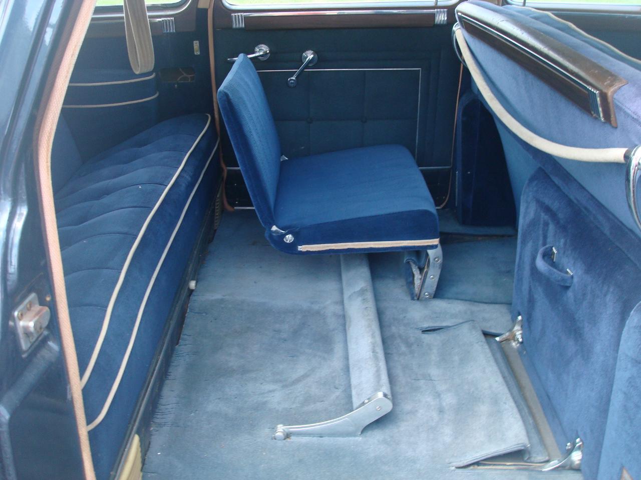 Packard Deluxe 8  1948