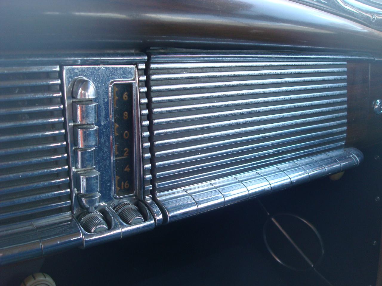 Packard Deluxe 8  1948