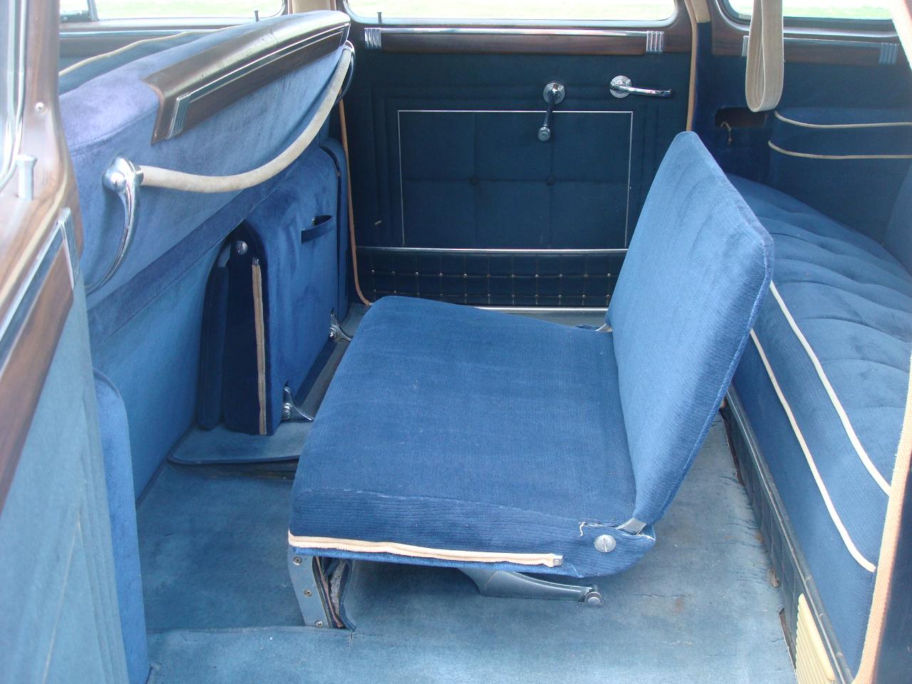 Packard Deluxe 8  1948