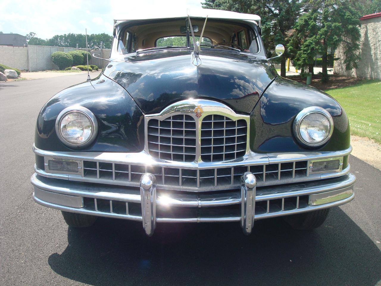 Packard Deluxe 8  1948