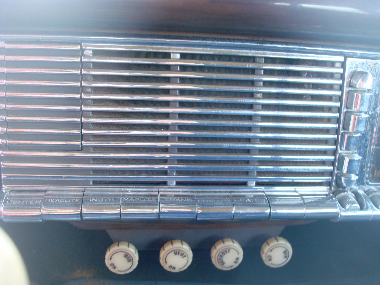 Packard Deluxe 8  1948