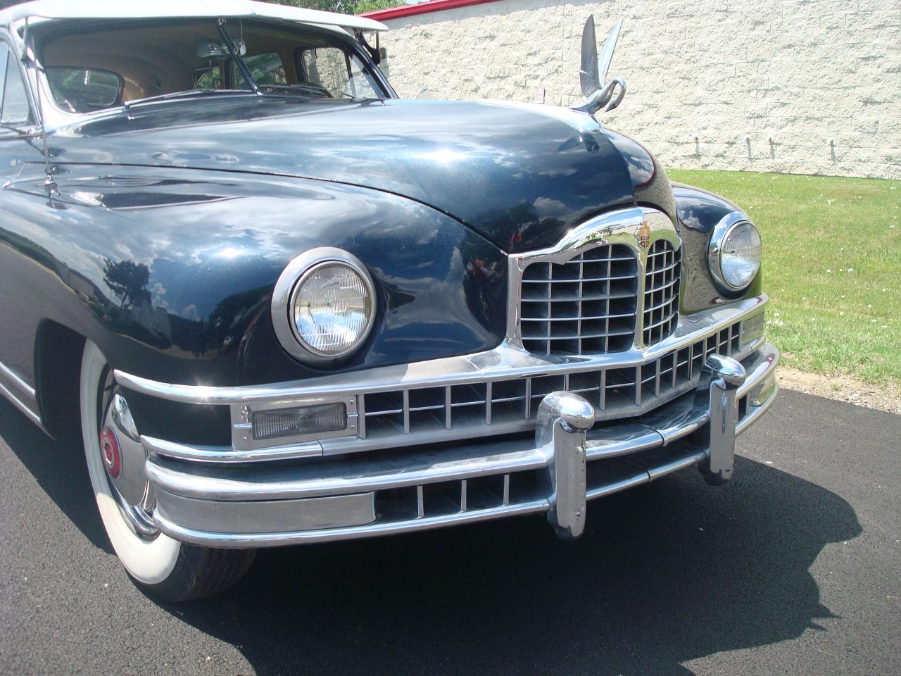 Packard Deluxe 8  1948