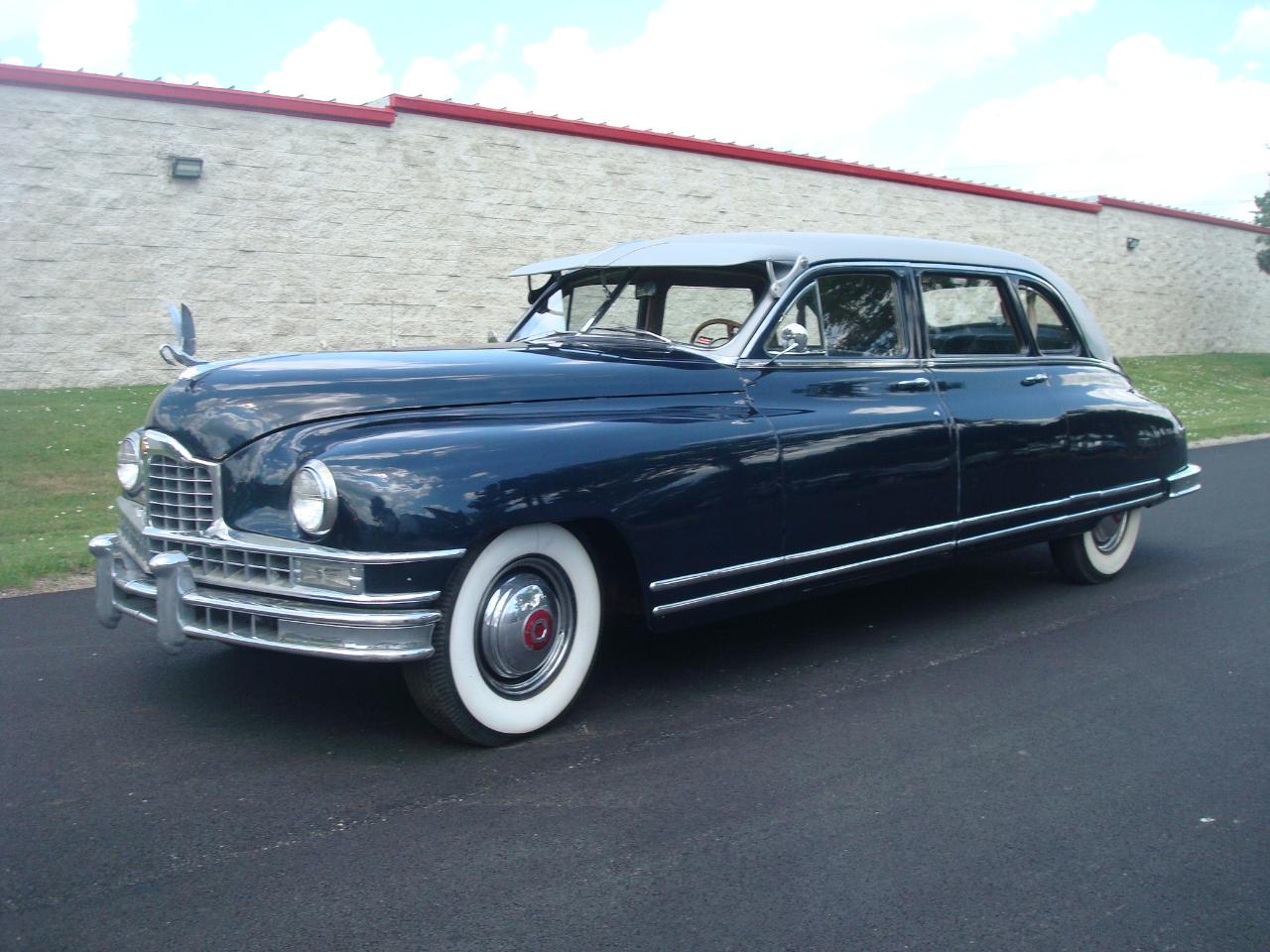 Packard Deluxe 8  1948