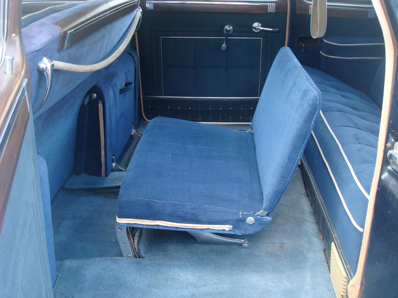 Packard Deluxe 8  1948