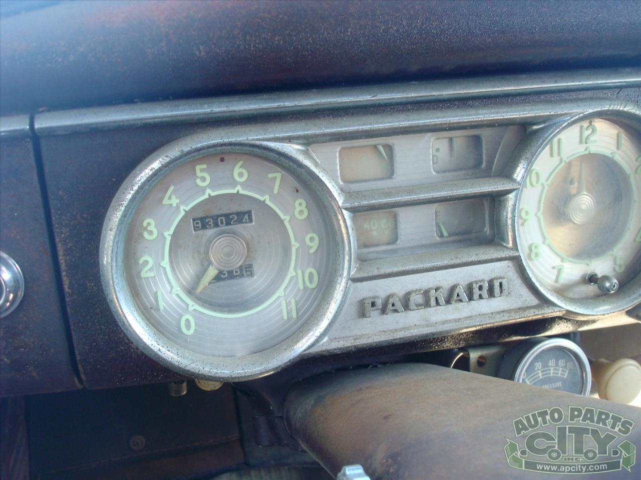 Packard Deluxe 8  1949