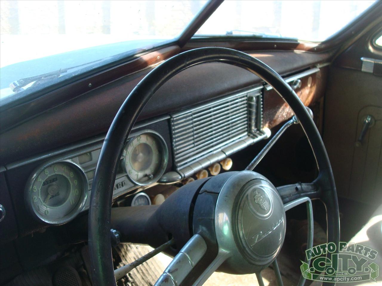 Packard Deluxe 8  1949