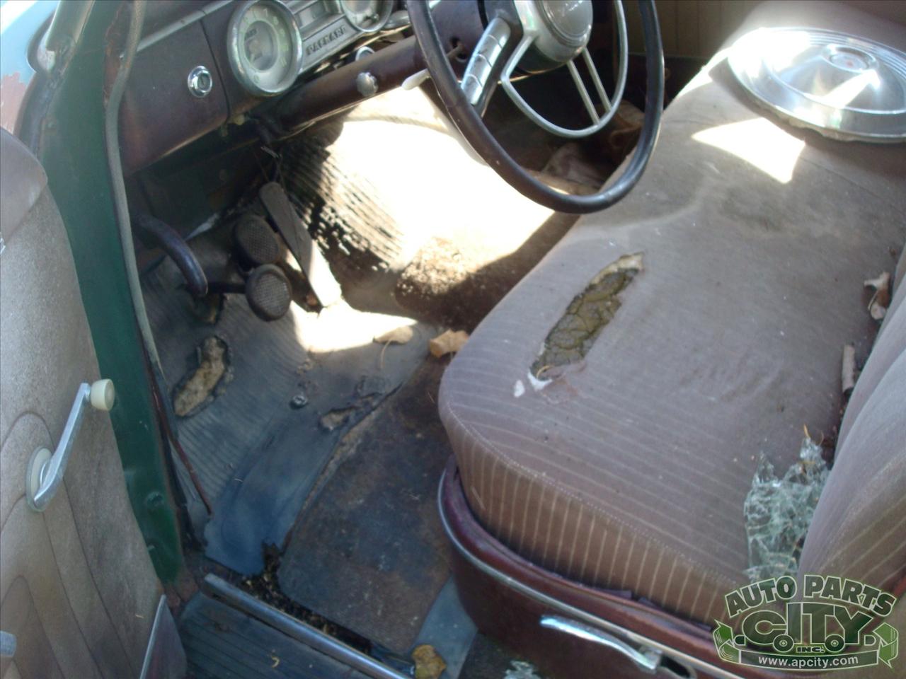 Packard Deluxe 8  1949