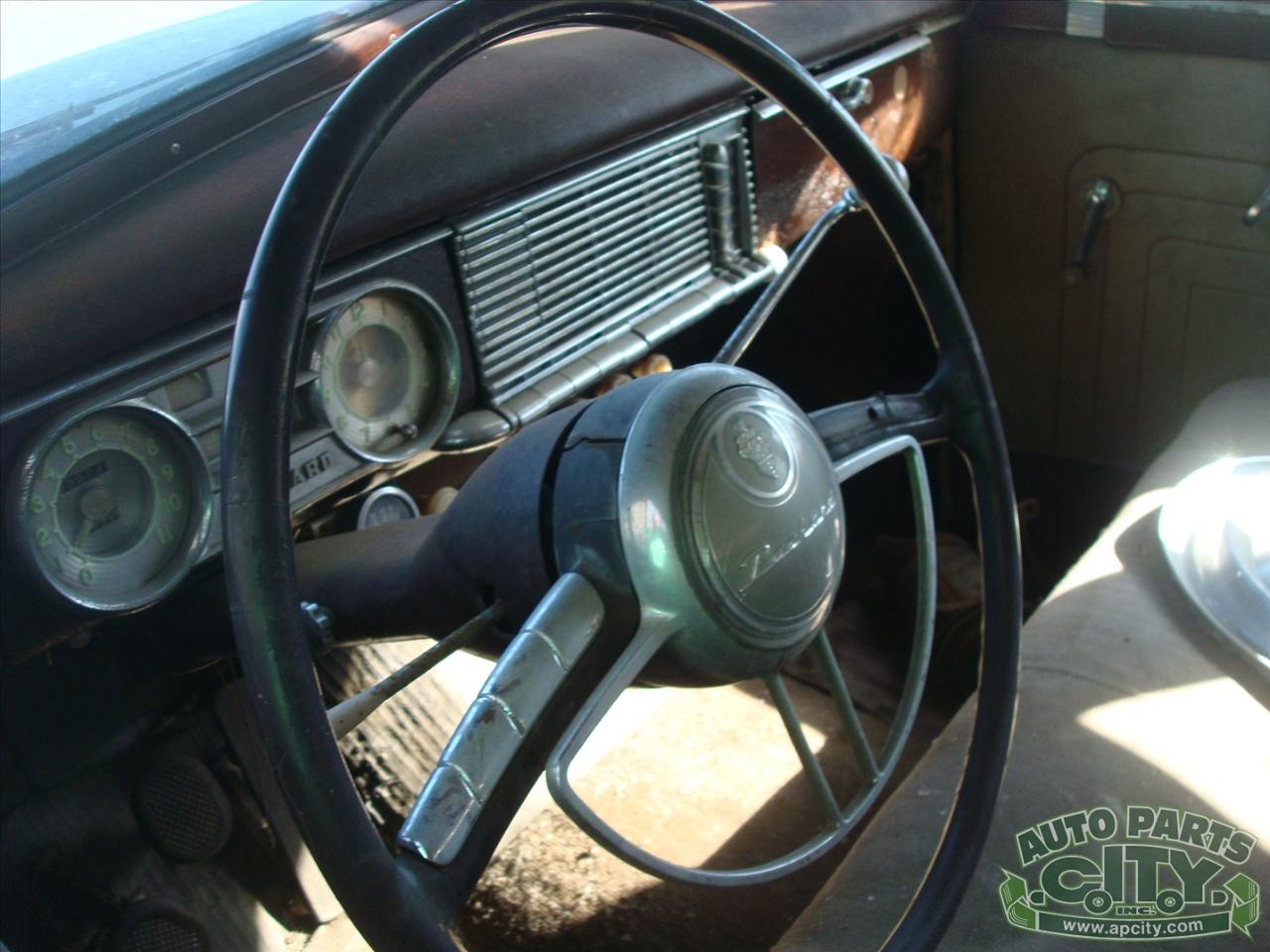 Packard Deluxe 8  1949