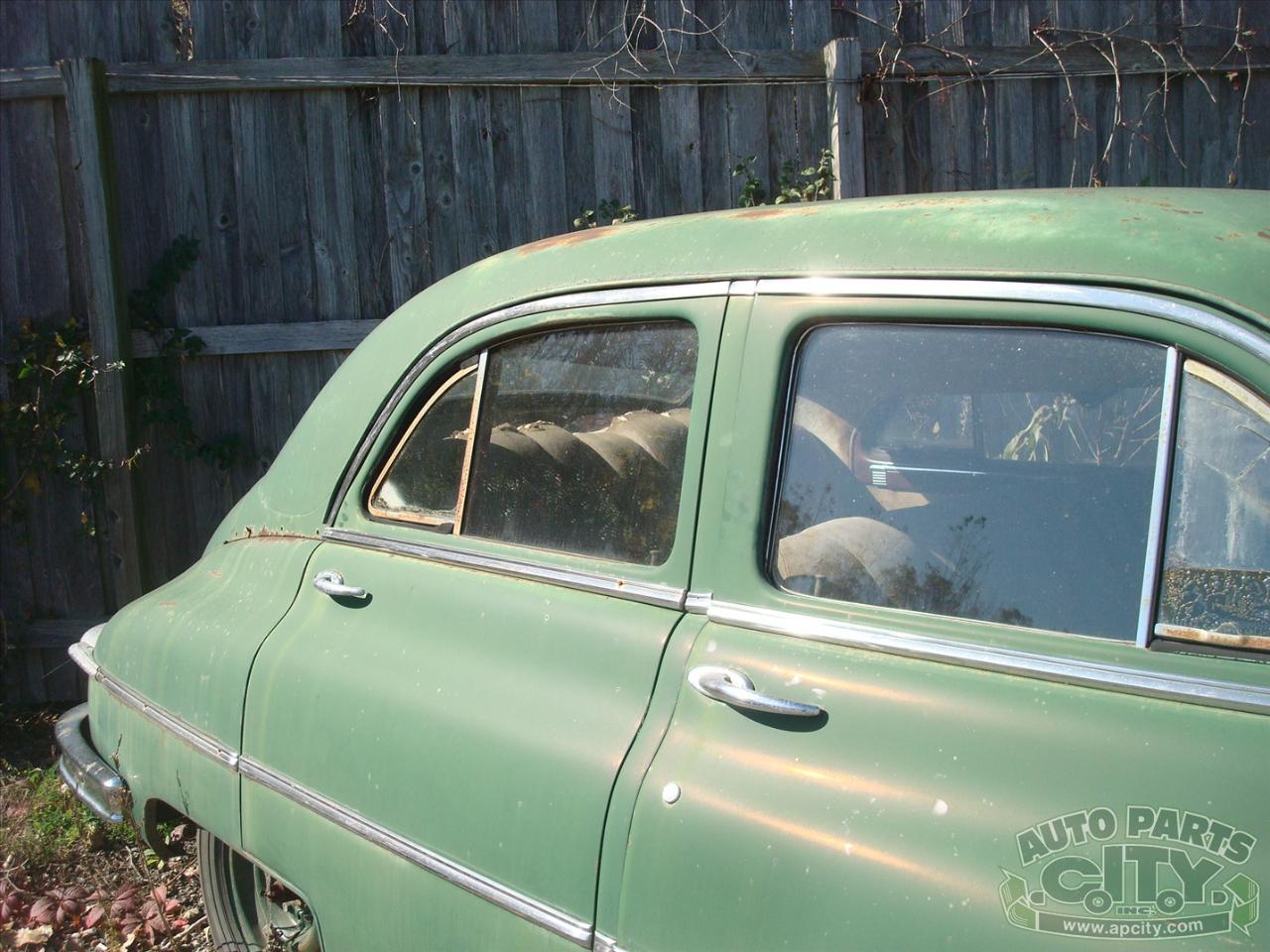 Packard Deluxe 8  1949