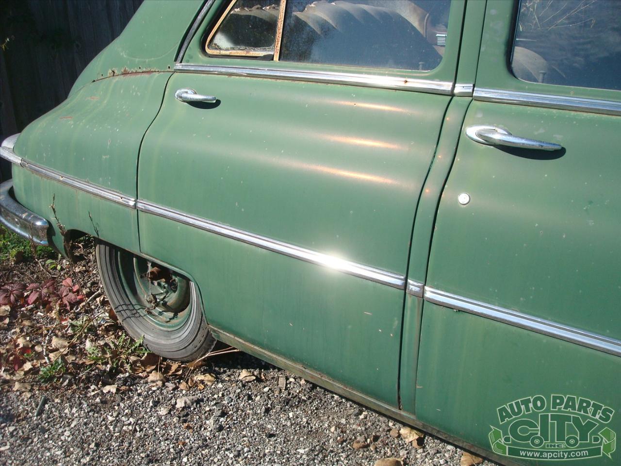 Packard Deluxe 8  1949