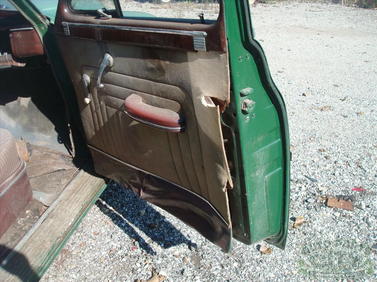 Packard Deluxe 8  1949